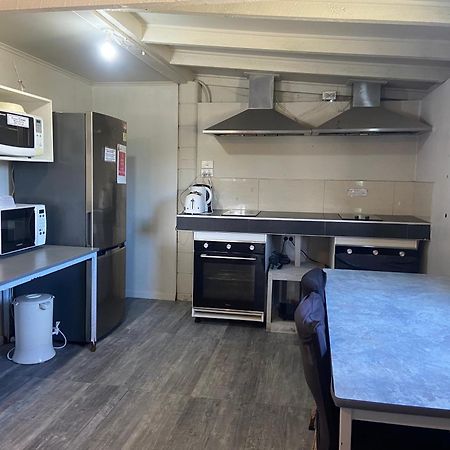 A1 Kaikoura Holiday Park Hotel ภายนอก รูปภาพ